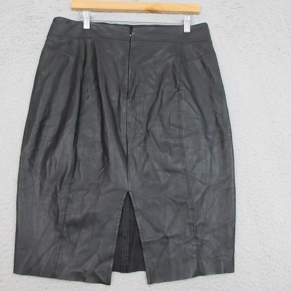 Express‎ Faux Leather Skirt Women 10 Black Chic Edgy Trendy Modern Sleek Moto